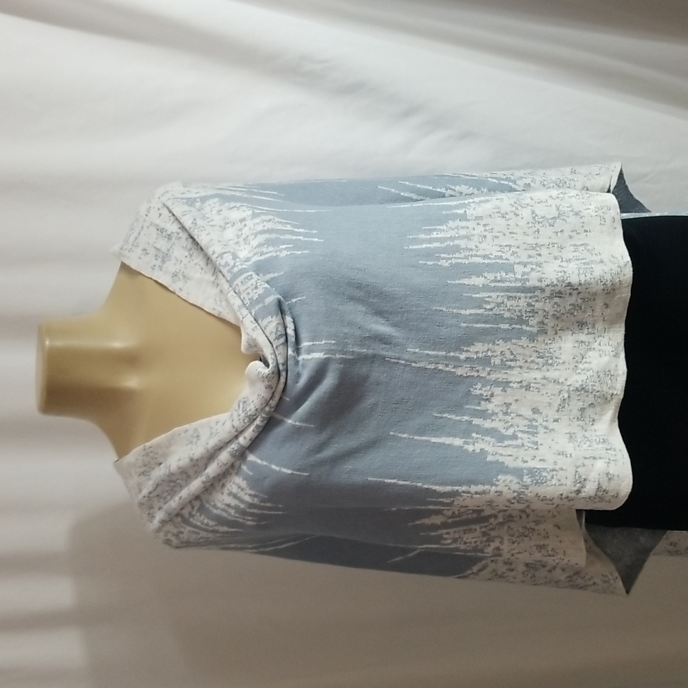 INCASHMERE TOPPER IN BLUE& WHITE-COTTON LINEN